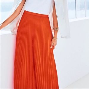 Red Ann Taylor pleated skirt